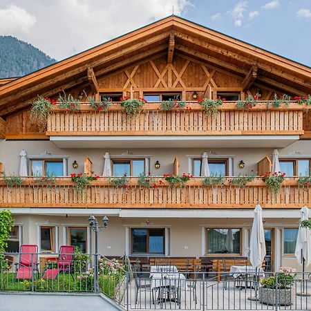 Garni Stuebele Bed & Breakfast Tirolo Exterior photo