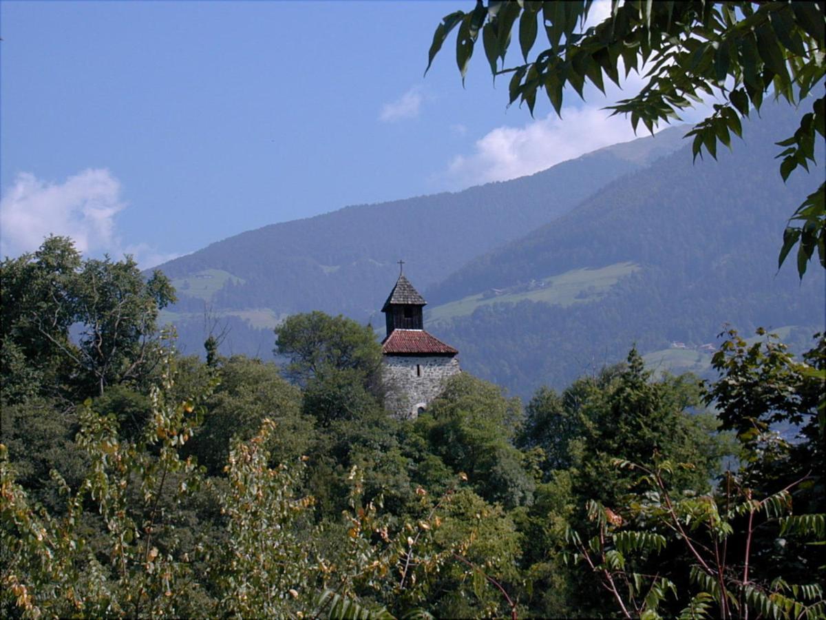 Garni Stuebele Bed & Breakfast Tirolo Exterior photo