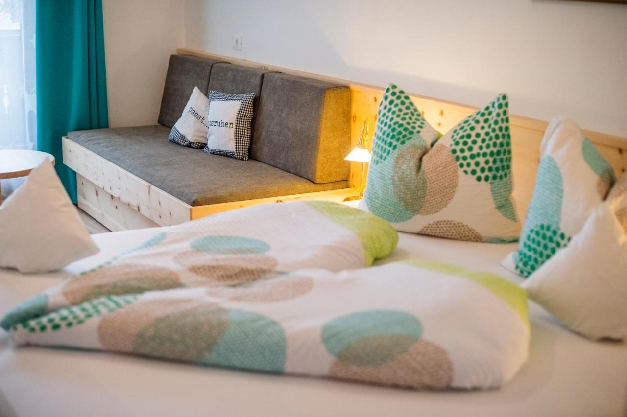 Garni Stuebele Bed & Breakfast Tirolo Exterior photo