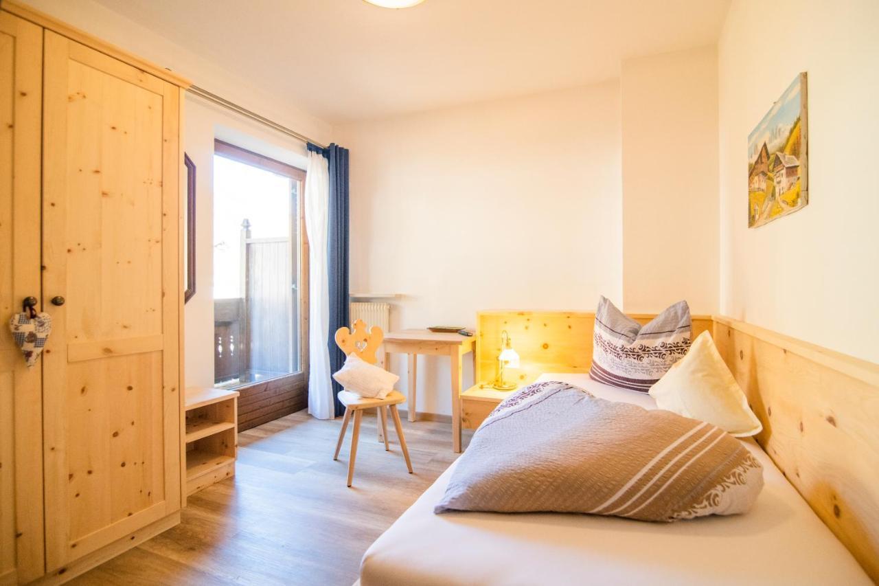 Garni Stuebele Bed & Breakfast Tirolo Exterior photo