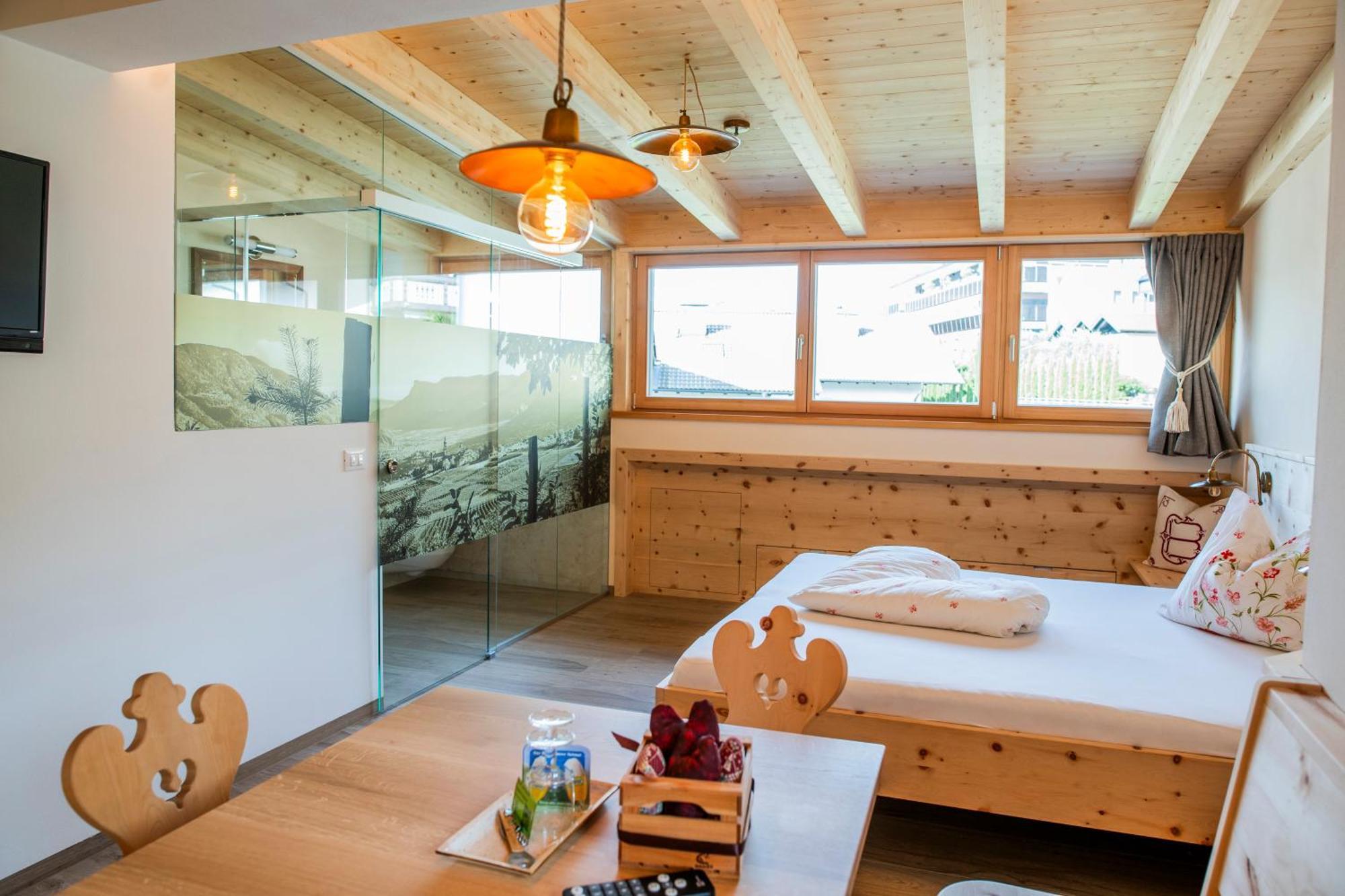 Garni Stuebele Bed & Breakfast Tirolo Exterior photo